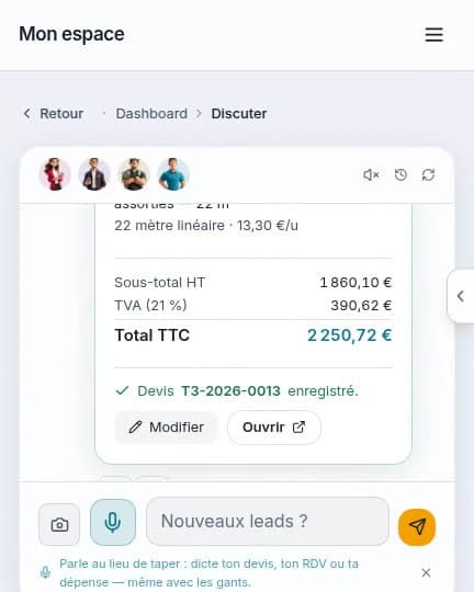 Le chat de BOYOBIZ sur téléphone : un devis dicté, chiffré et enregistré.